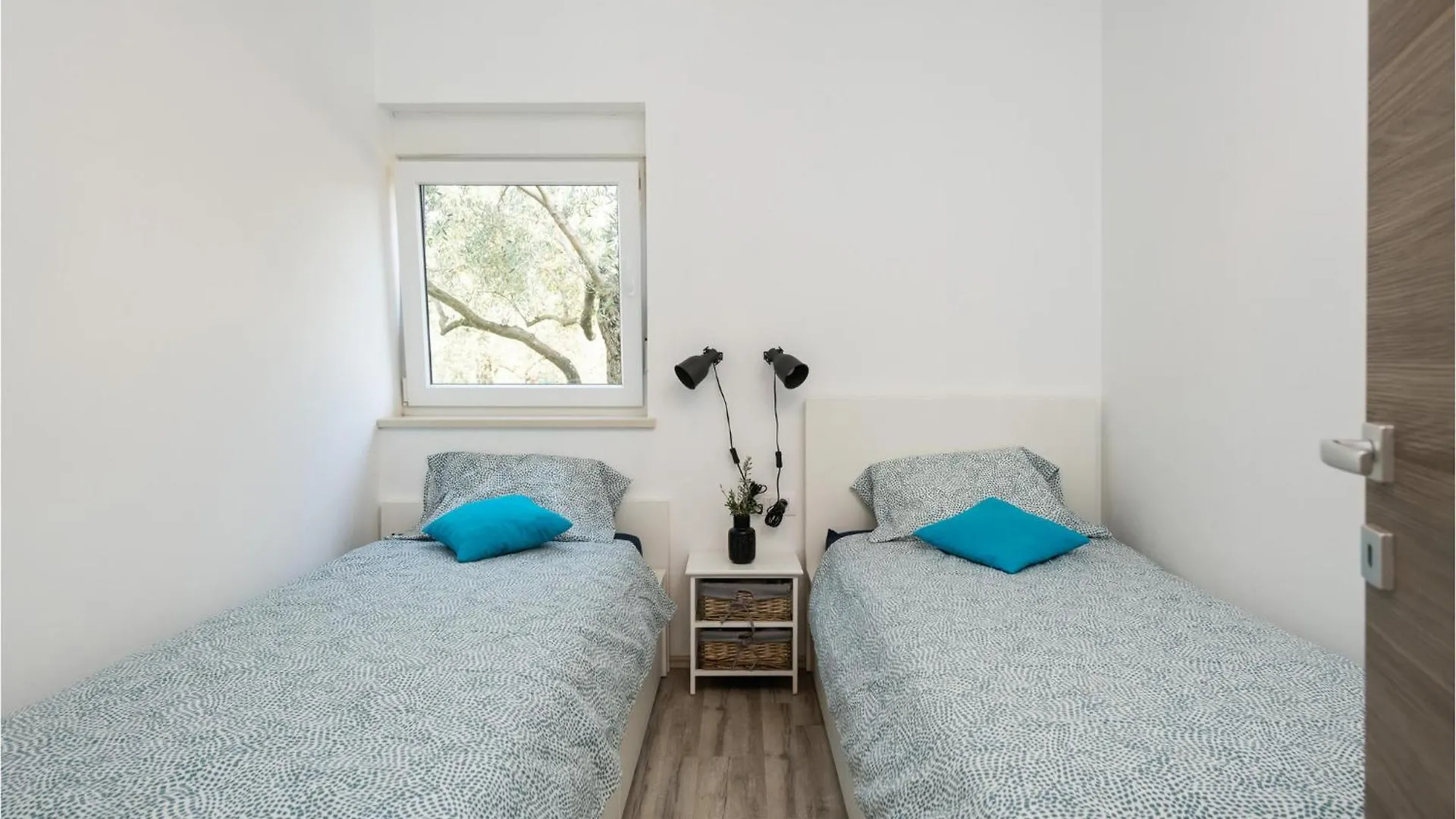 Gorgeous Home In Fazana With Wifi